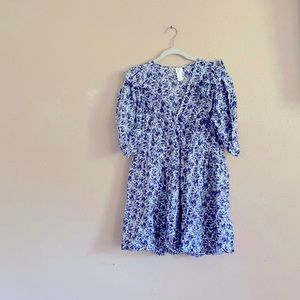 H&M blue floral dress. Size US Small.